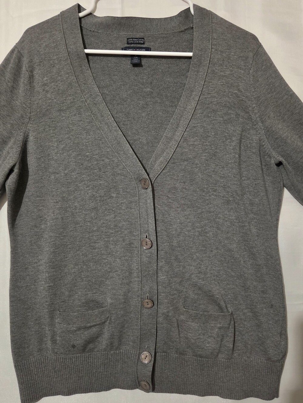 Tommy Hilfiger Light Gray Crewneck Sweater with Subtle Logo. XL